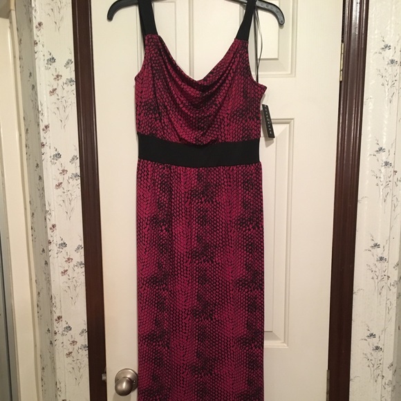 Long Petite dress - Picture 1 of 4